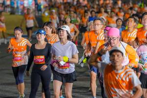 BIB: 27729, 27046, 455
                            <button type="button" onclick="openModal(22825228)" class="btn btn-primary btn-sm float-right btn-popup" data-toggle="modal" data-target=".modal-high-quality">
                        <i class="fas fa-shopping-cart"></i> Add to Cart
                    </button>
                                            <button type="button" onclick="isThisMe(22825228, true)" class="btn btn-success btn-sm float-right btn-popup btn-isme hidden" data-toggle="tooltip" data-placement="bottom" title="นี่คือรูปของคุณใช่ไหม คลิกที่นี่เพื่อเอาเข้าอัลบั้ม">
                        <i class="fas fa-plus"></i> Add to album
                    </button>
                    <button type="button" onclick="isThisMe(22825228, false)" class="btn btn-warning btn-sm float-right btn-popup btn-isnotme hidden">
                        <i class="fas fa-ban"></i> Remove from album
                    </button>